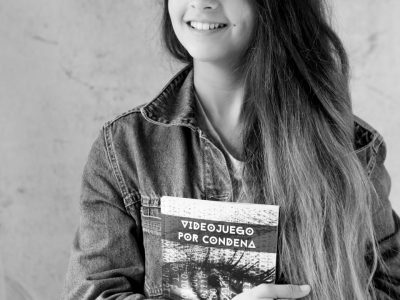 La canguesa Ane Fonseca publica con sólo 14 años su primer libro ‘Videojuego por Condena’: «Me gustaría estudiar astrofísica»