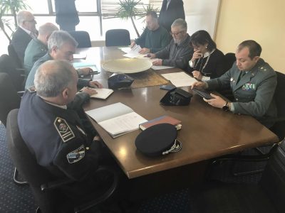 La Junta Local de Seguridad de Cangas «constata» una «bajada» de los robos por un «refuerzo» de la presencia policial