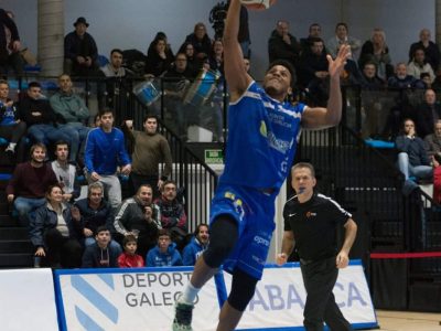 El Peixe vuelve a perder en casa contra el Peña Huesca