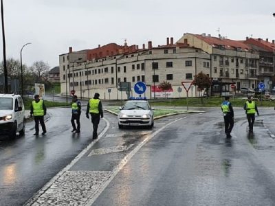 Detenido en Cangas por incumplir reiteradamente el confinamiento y por desobediencia a la autoridad
