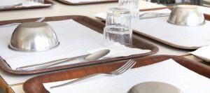 El Concello de Cangas saca a licitación el servicio de catering y cuidadores de los comedores escolares