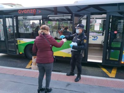 Un juez de Vigo dice que los concellos no podían sancionar por no llevar mascarilla hasta febrero de 2021