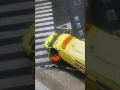 Accidente entre un repartidor de pizza y un coche en A Cañota, Marín