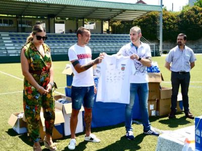 Denuncian que el Sergas prohíbe el uso del material de prevención donado por Iago Aspas a los sanitarios