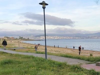 O Concello de Cangas solicita a Augas de Galicia e a Costas do Estado os permisos para retirar os verquidos de Rodeira