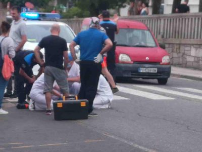 Herido leve un menor al ser atropellado en Marín