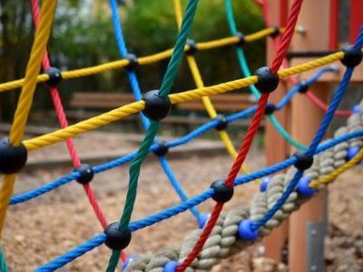 ¿Necesitas conciliar este verano? Enredos de Verán es una opción