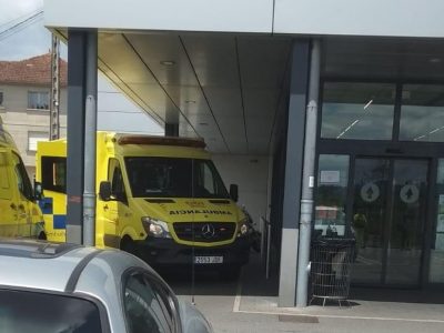 Un hombre sufre un infarto en el interior del Lidl de Moaña