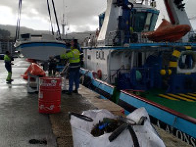 Limpieza submarina en la Ría de Pontevedra