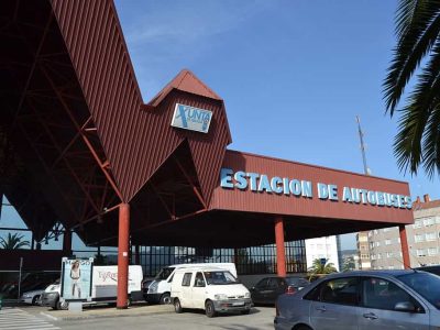 Un hombre de 44 años que viajó esta mañana en autobús desde Madrid a Vigo está en la UCI tras dar positivo en Covid-19