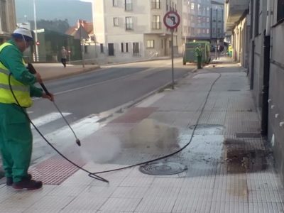 Marín incrementa la limpieza y desinfección de las calles