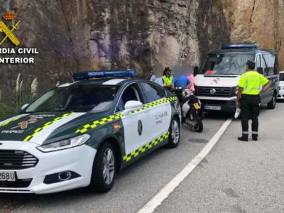 Pillan en Vilaboa a un menor que conducía un ciclomotor sin permiso ni seguro y con la ITV caducada