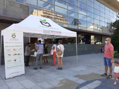 Revitaliza se plantea poner en marcha una planta de compostaje comarcal ante la alta demanda de composteros