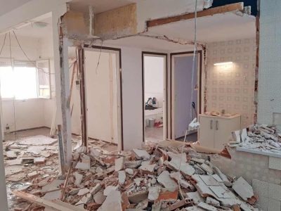 Un vecino de Moaña busca obras presuntamente ilegales o inacabadas para denunciarlas ante el Concello
