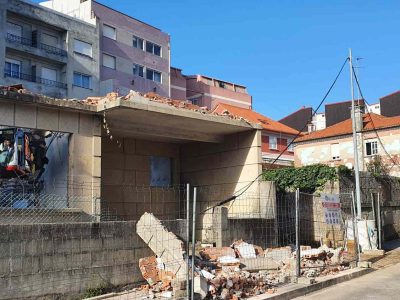 Vecinos de la calle Fragata Lealtad, en O Real, se quedan sin Internet por la rotura de un cable