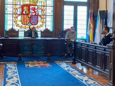 El Concello de Marín apuesta por la iluminación navideña y prepara un paquete de medidas de ayuda al comercio y la hostelería