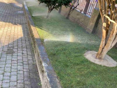 Instalan un riego automático en el Parque Ramal dos Galos