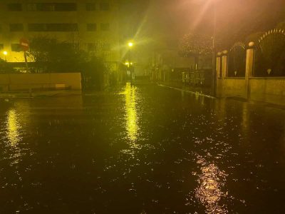 Las lluvias inundan garajes de la calle Atranco y viviendas de la Travesía de Aldea de Arriba