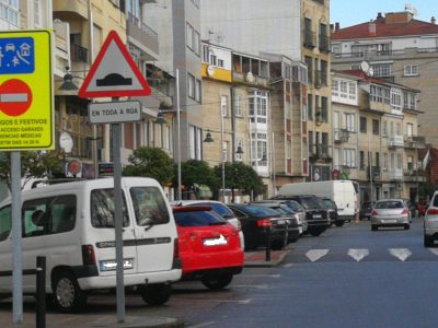 Moaña señaliza las restricciones al tráfico los fines de semana y festivos en 2 de los 4 tramos