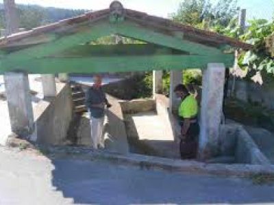 La Xunta multa al Concello de Bueu por no pedir autorización a Patrimonio para restaurar el lavadero de la Banda do Río