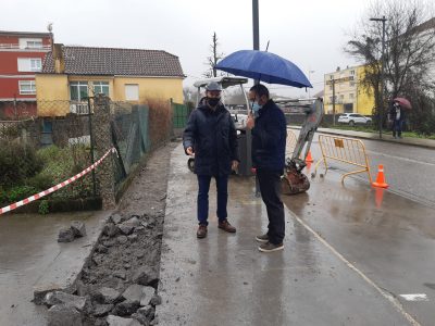 Bueu amplía un tramo de 50 metros de la red de abastecimiento en Johán Carballeira