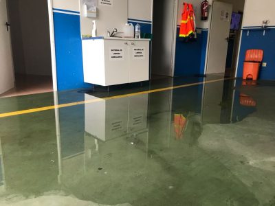 Se inunda la base del 061 de Cangas