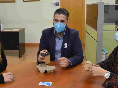 Los hosteleros de Bueu tienen hasta el 20 de abril para solicitar al Concello envases respetuosos con el medio ambiente