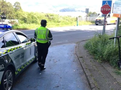 Pillan a un moañés circulando en patinete eléctrico porque tenía el permiso de conducir retirado