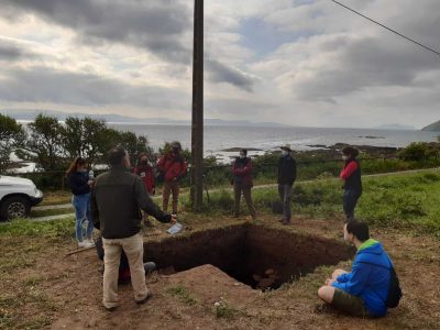 Acaban los trabajos de la primera fase de investigación sobre un yacimiento romano en la Illa de Ons