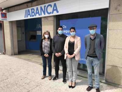 Presión sobre Abanca para que no cierre la oficina de Ramón Cabanillas