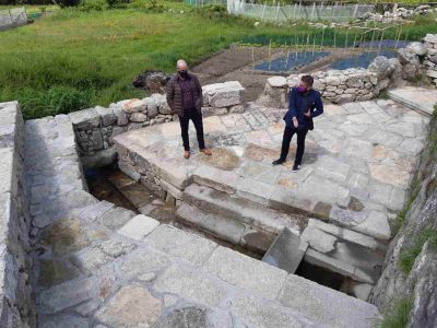 Rematan os traballos na Fonte de Vilar, en Beluso