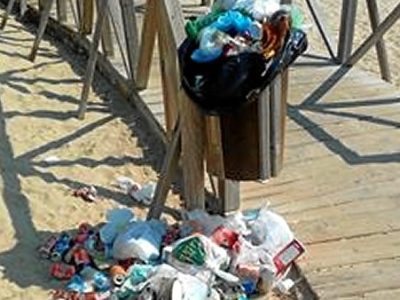 Moaña retirará las papeleras de las playas