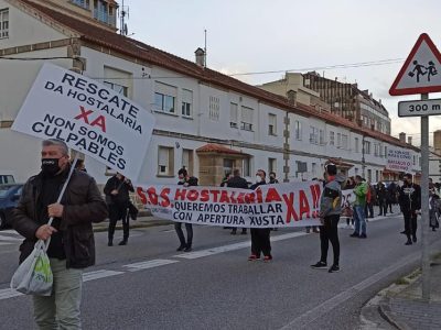 El sector de la hostelería de Cangas dice que el PP no se ha puesto en contacto con ellos para conocer sus necesidades
