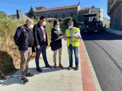 Recta final das obras de humanización do Camiño Vello de Seixo