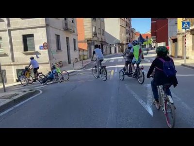A bici gaña terreo en Moaña