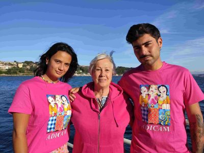 Adicam elixe a Hugo e Lara como padriños da súa nova imaxe