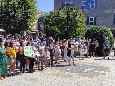 Na rúa contra o derrubo das súas vivendas