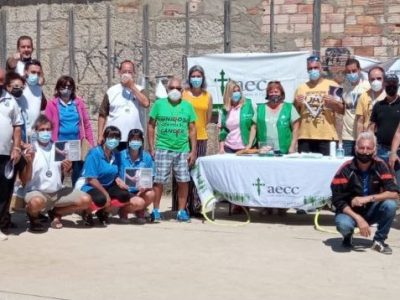 Nin a choiva puido frear a solidariedade o Torneo de Petanca