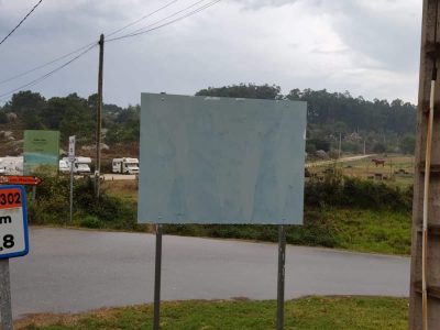 Roubo e desfeita de varios paneis informativos nos montes de Beluso