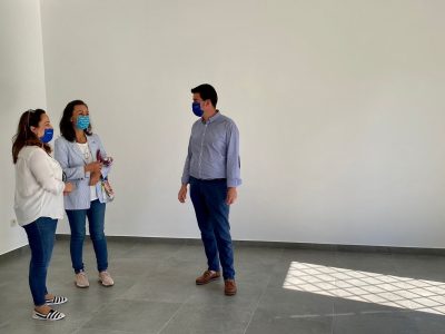 A Casa de Cultura de Seixo estreará unha nova sala polivalente e a Alameda renova toda a súa madeira