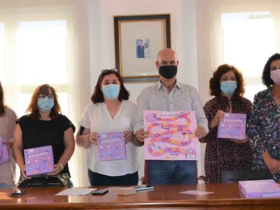 Bueu edita un xogo da igualdade para visibilizar ás mulleres e loitar contra a violencia machista