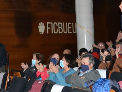 Bueu rende homenaxe a Manuel Aldao e Manolo Purro, dous ronseis do mar