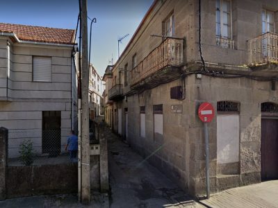 Adxudicadas por 36.000 euros as obras de pavimentación da rúa Curros Enríquez