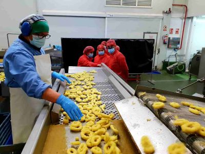 A Xunta apoia as melloras tecnolóxicas, sanitarias, produtivas e ambientais da empresa Cabomar