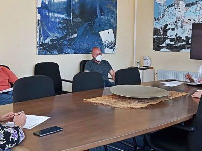 O Concello de Cangas licita mediante renting a compra dun furgón con cesta elevadora