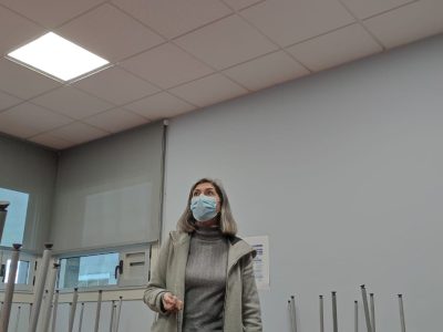 Cangas sustitúe os fluorescentes por iluminación led nos edificios municipais