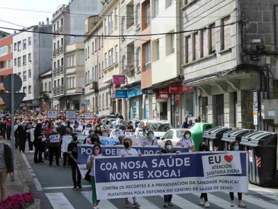 Marín sae á rúa pola mellora da atención sanitaria