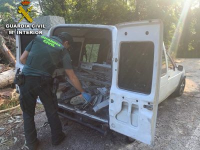 Detenidos dos hermanos como presuntos autores de robos con fuerza en Vilaboa