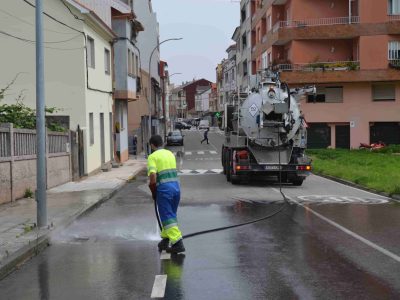 Bueu acondiciona varios aparcadoiros e reforza o plan de limpeza para a Festa das Alfombras