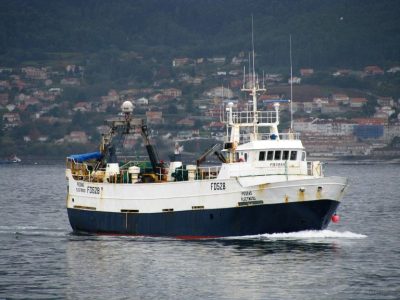 Un pesqueiro de Marín afúndese no Gran Sol